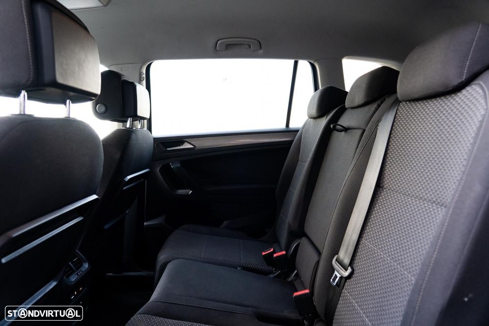 VW Tiguan Allspace 2.0 TDI Confortline DSG - 4