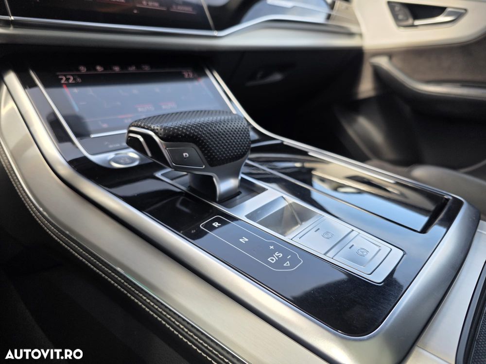 Audi Q8 3.0 55 TFSI quattro Tiptronic MHEV - 16