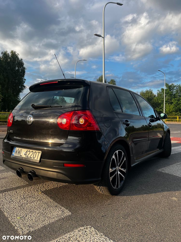 Volkswagen Golf - 8