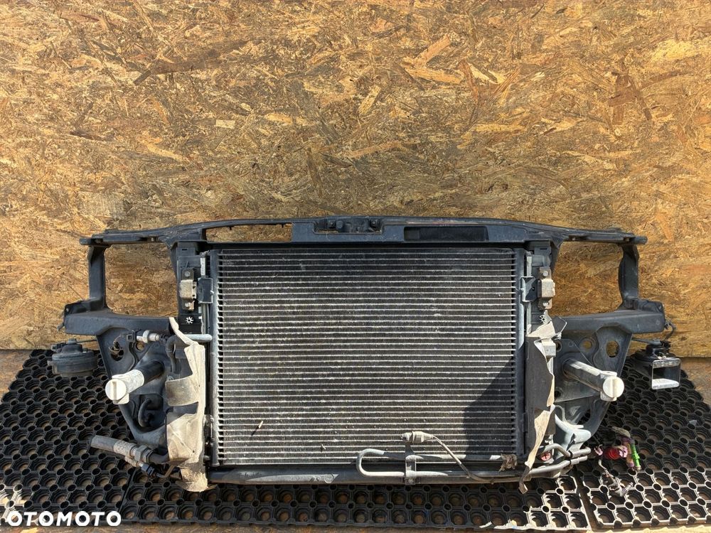 AUDI A4 B5 LIFT TDI  PAS PRZEDNI CHŁODNICA WENTYLATOR KOMPLET - 1