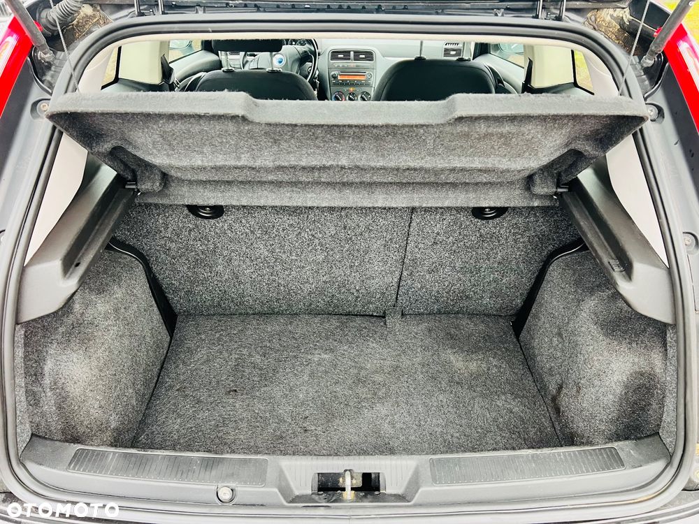 Fiat Grande Punto 1.4 16V Dynamic - 25