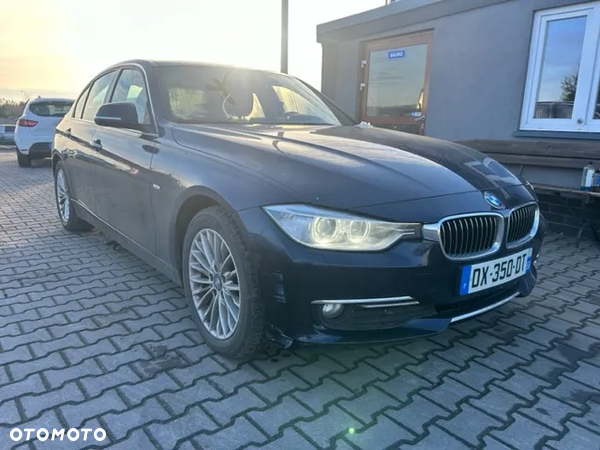 BMW Seria 3 318d Luxury Line