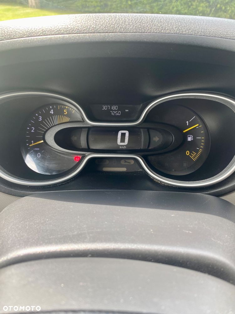 Renault Trafic - 14