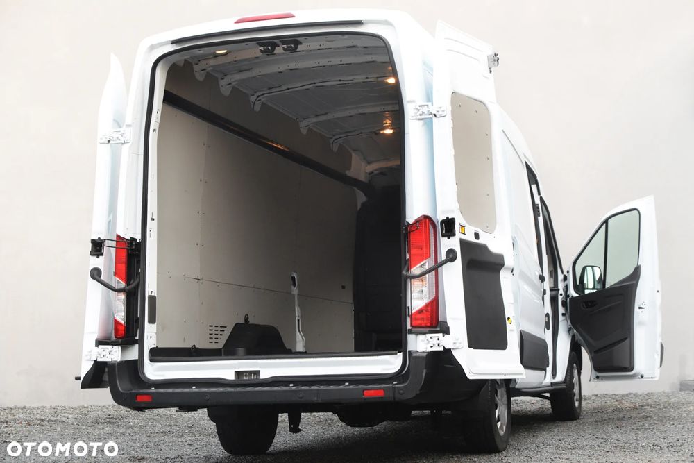 Ford Transit - 21