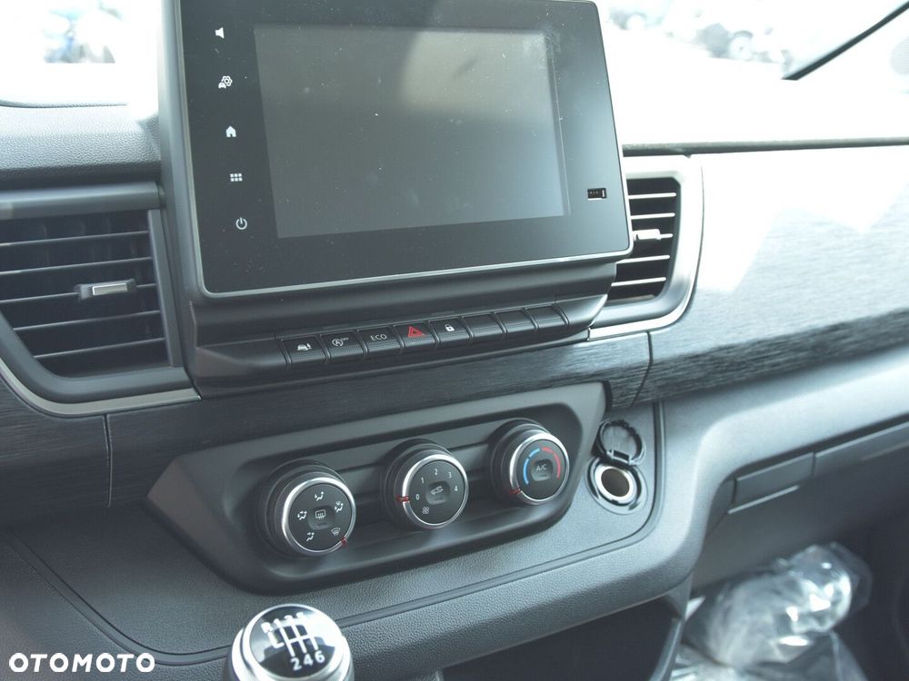 Renault Trafic Furgon L2H1 2.0 150KM - 12