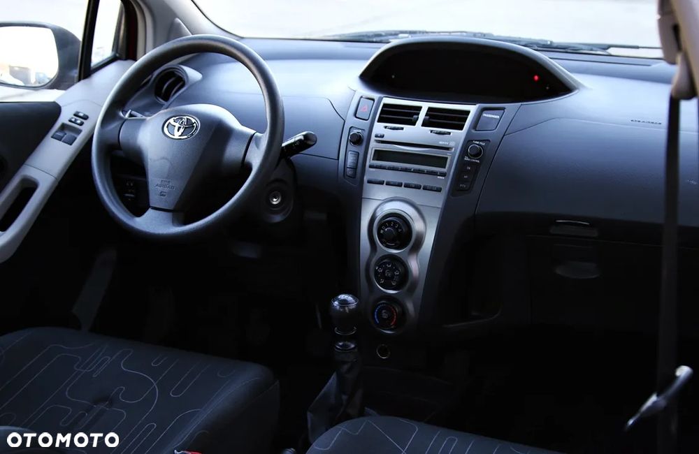 Toyota Yaris 1.33 Luna - 25