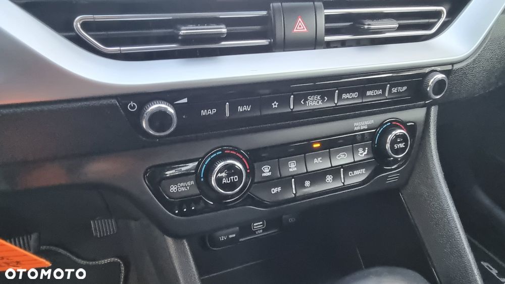 Kia Niro 1.6 GDI Hybrid L Business Line - 22