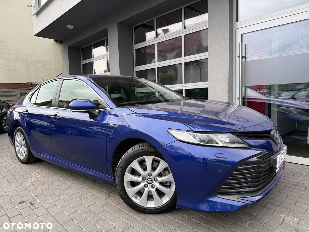 Toyota Camry 2.5 Hybrid Comfort CVT - 1