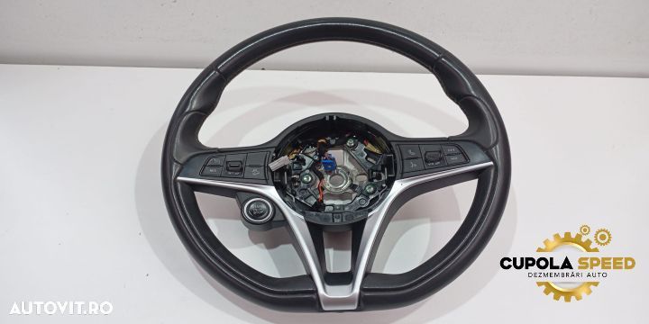 Volan cu comenzi (model cu padele) Alfa Romeo Giulia 952 [2016 - 2020 - 1