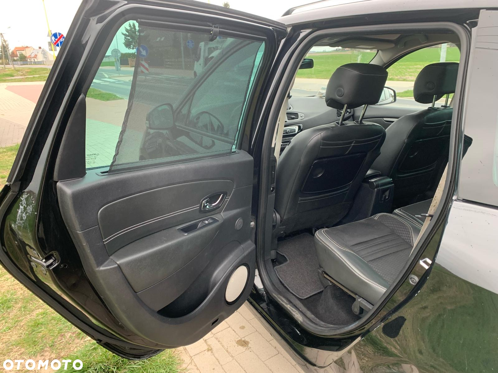 Renault Grand Scenic dCi 130 FAP Start & Stop Bose Edition - 21