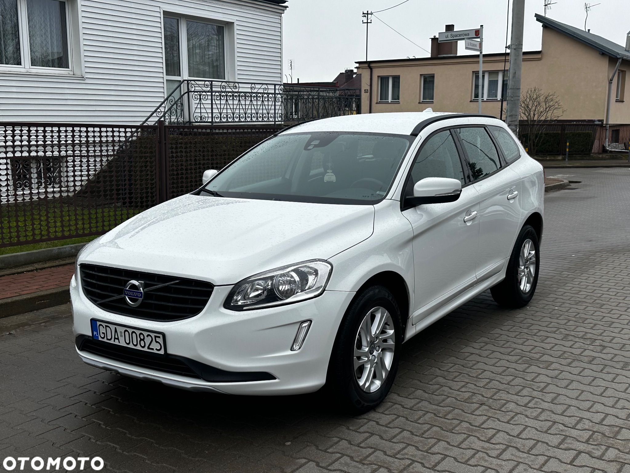 Volvo XC 60 D3 Drive-E Ocean Race - 1