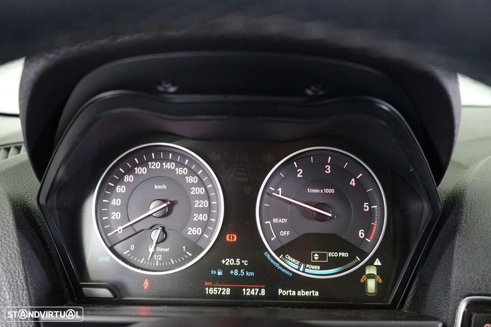 BMW 116 d Line Urban - 24