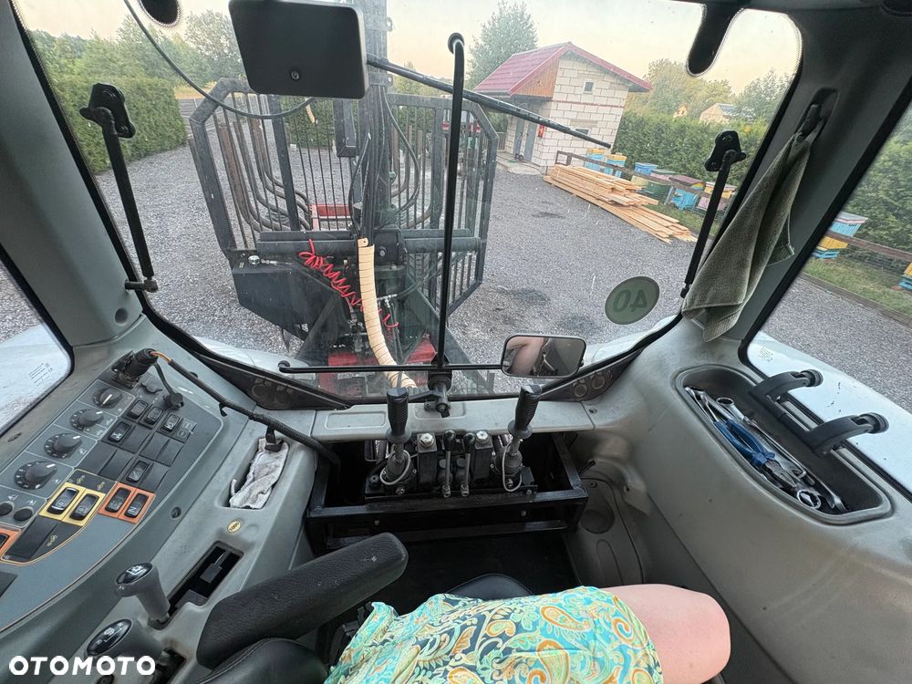 Valtra N142 - 9