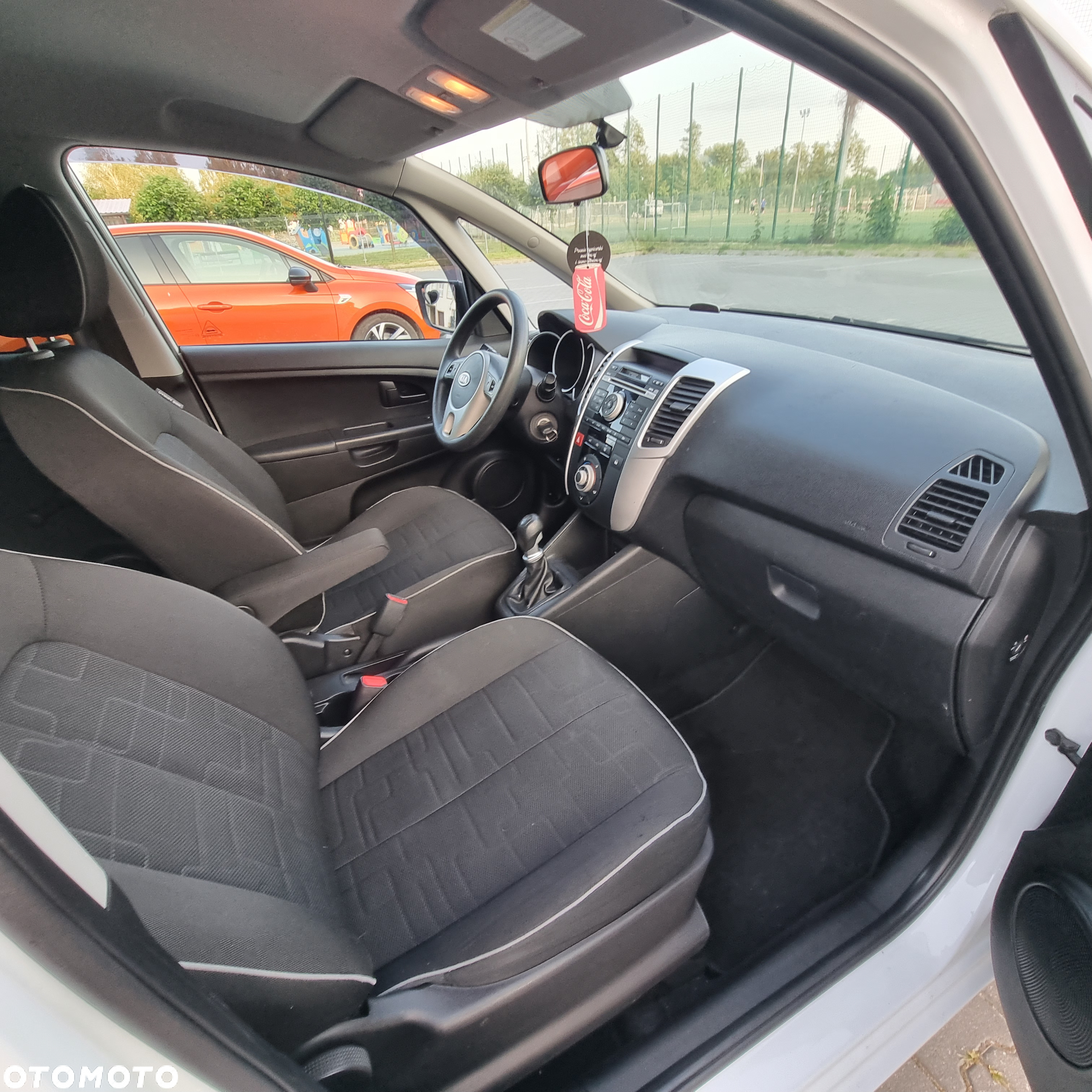 Kia Venga 1.4 CVVT Business Line - 13