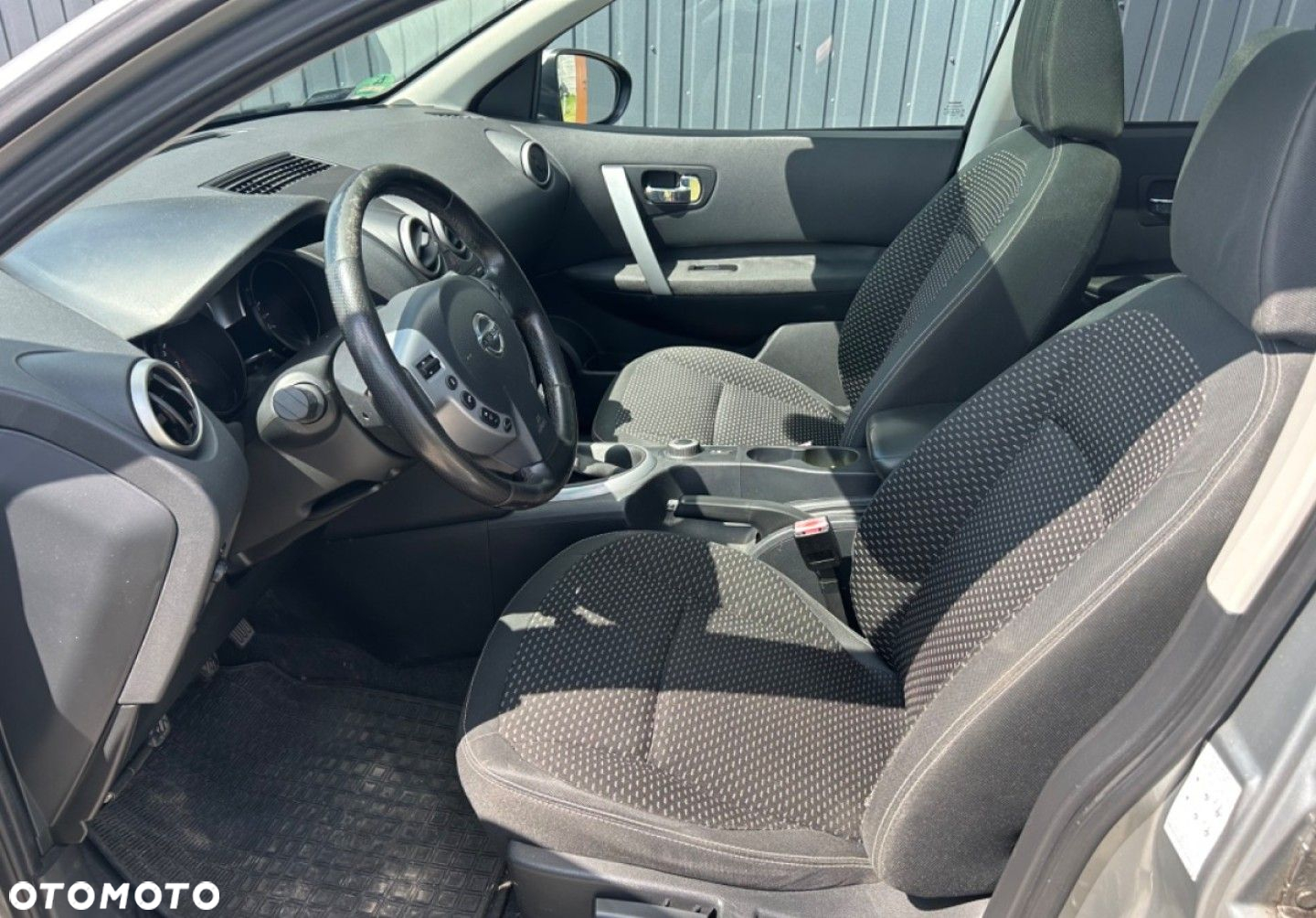 Nissan Qashqai - 10
