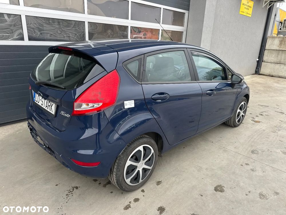Ford Fiesta 2009 photo 3