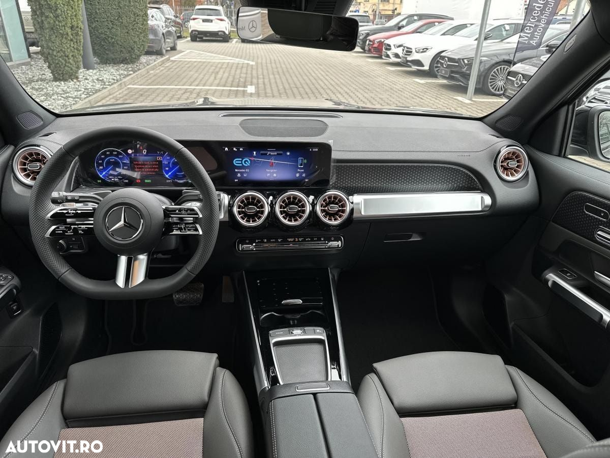 Mercedes-Benz EQB 300 4MATIC - 11