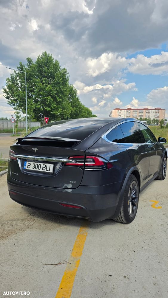 TESLA Model X 2018 — imagine 29