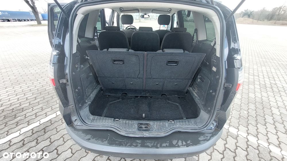 Ford S-Max 2.0 Titanium - 15