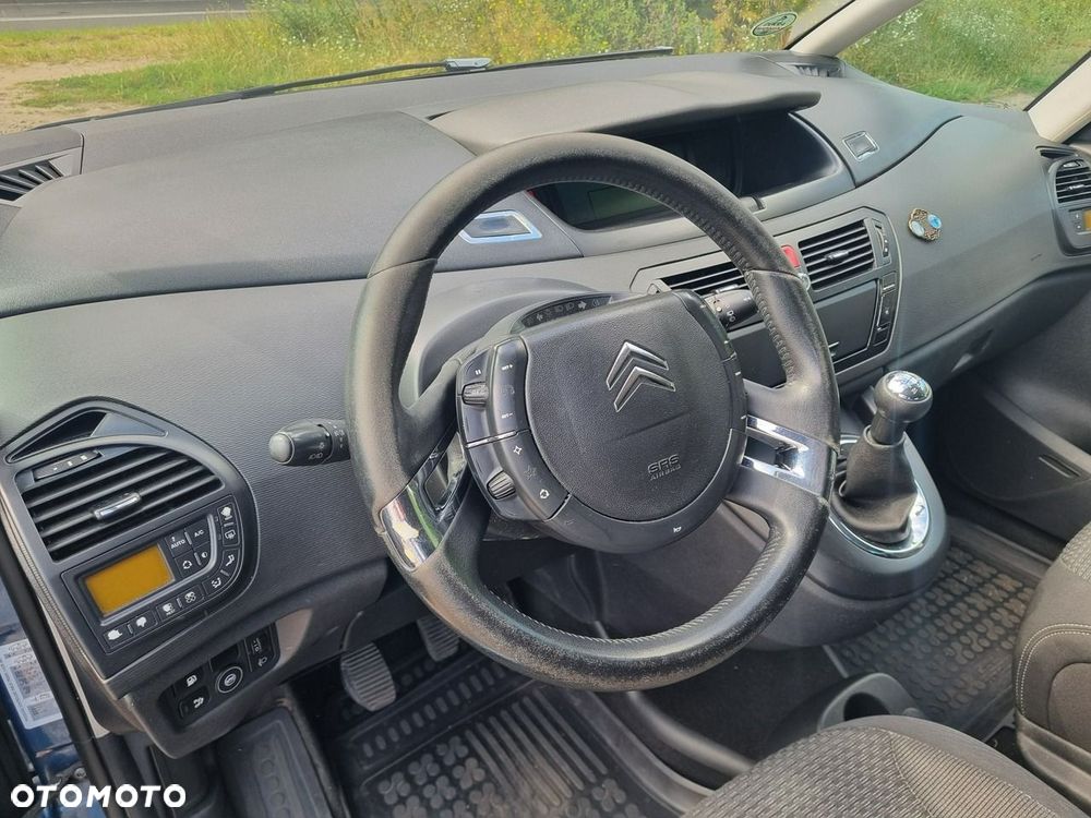 Citroën C4 Picasso - 12