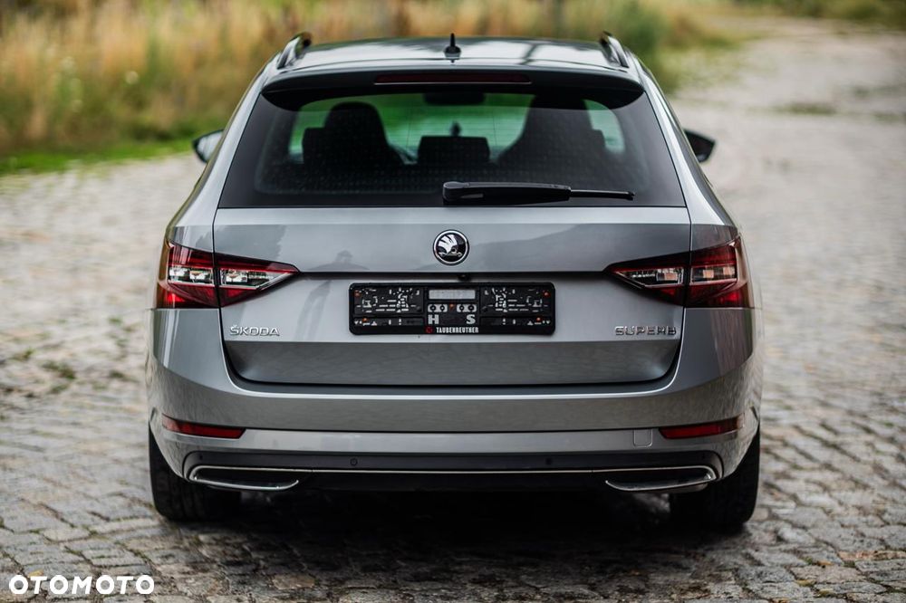 Skoda Superb 1.5 TSI Sportline DSG - 11