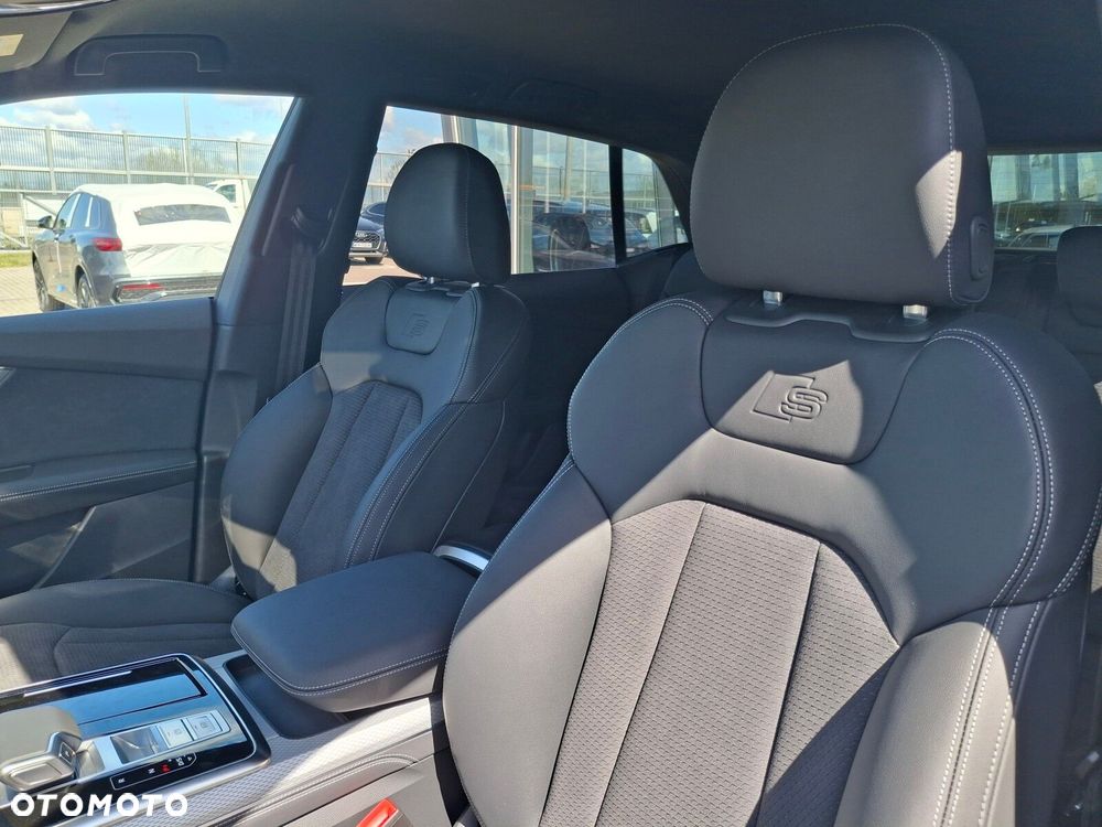 Audi Q8 - 25