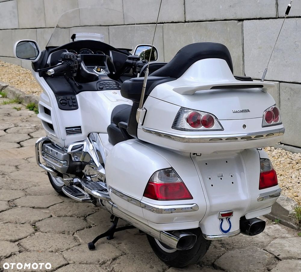 Honda GL - 16