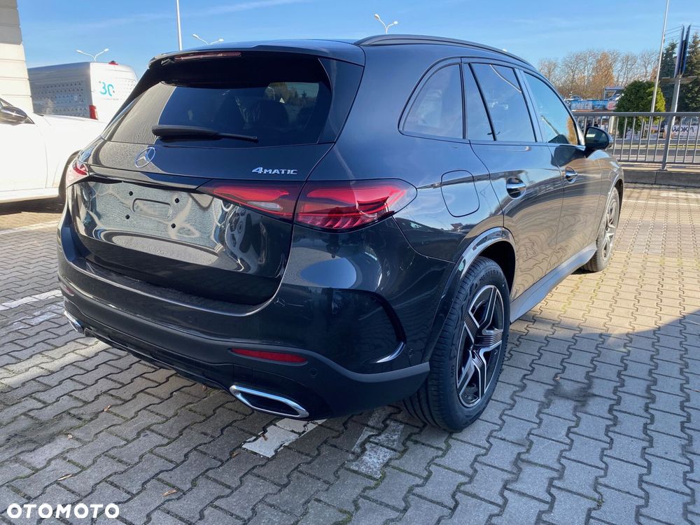 Mercedes-Benz GLC - 4