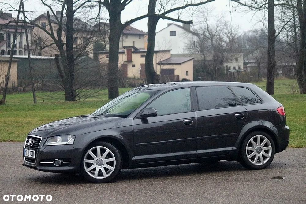 Audi A3 Sportback 1.2 TFSI Attraction - 5