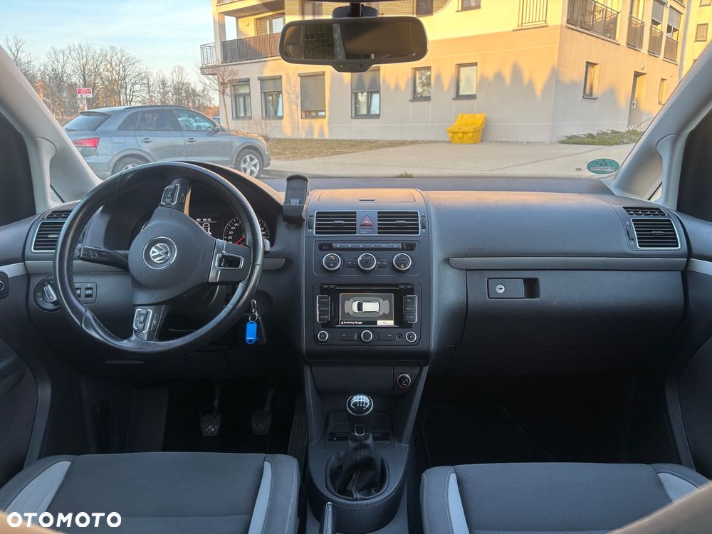 Volkswagen Touran 1.4 TGI BlueMotion Comfortline - 17