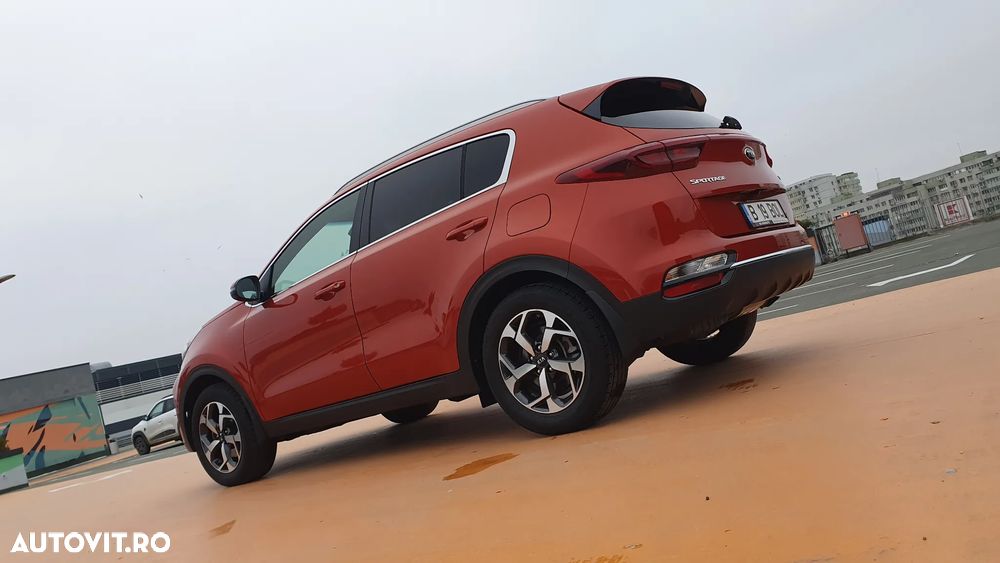 Kia Sportage 1.6 DSL MHEV 7DCT HP 4x2 Style - 40