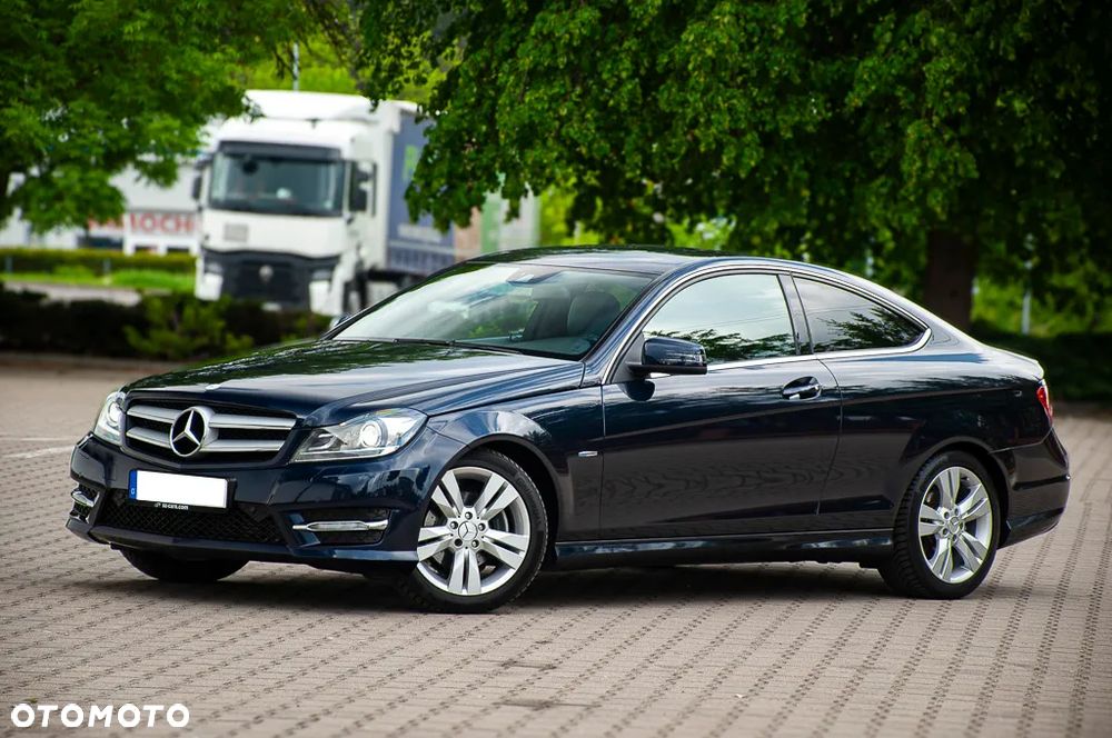 Mercedes-Benz Klasa C 180 BlueEFFICIENCY - 9