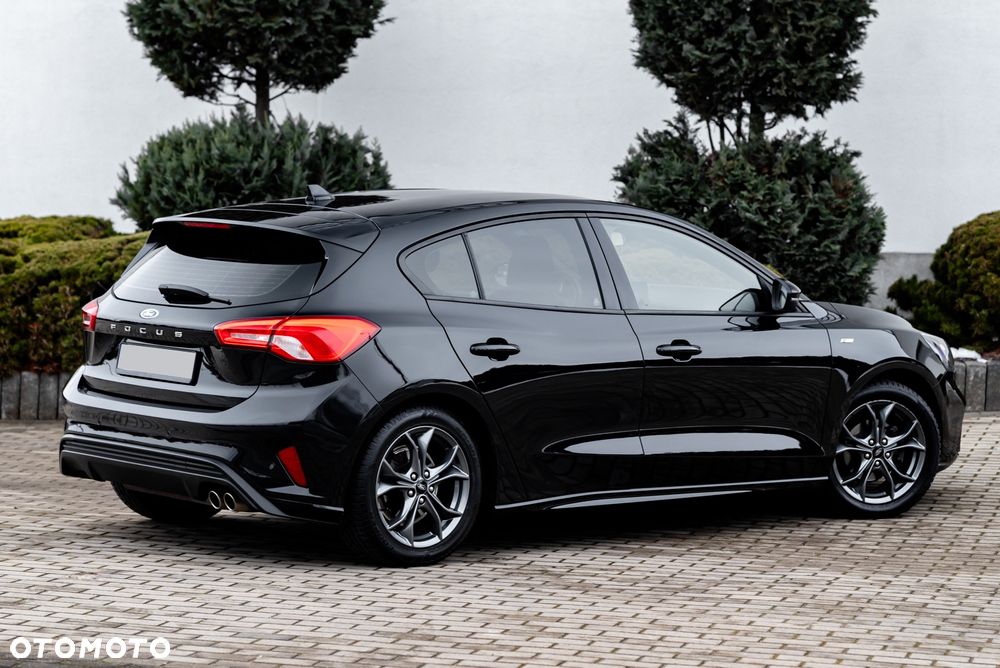 Ford Focus 1.0 EcoBoost Trend - 12