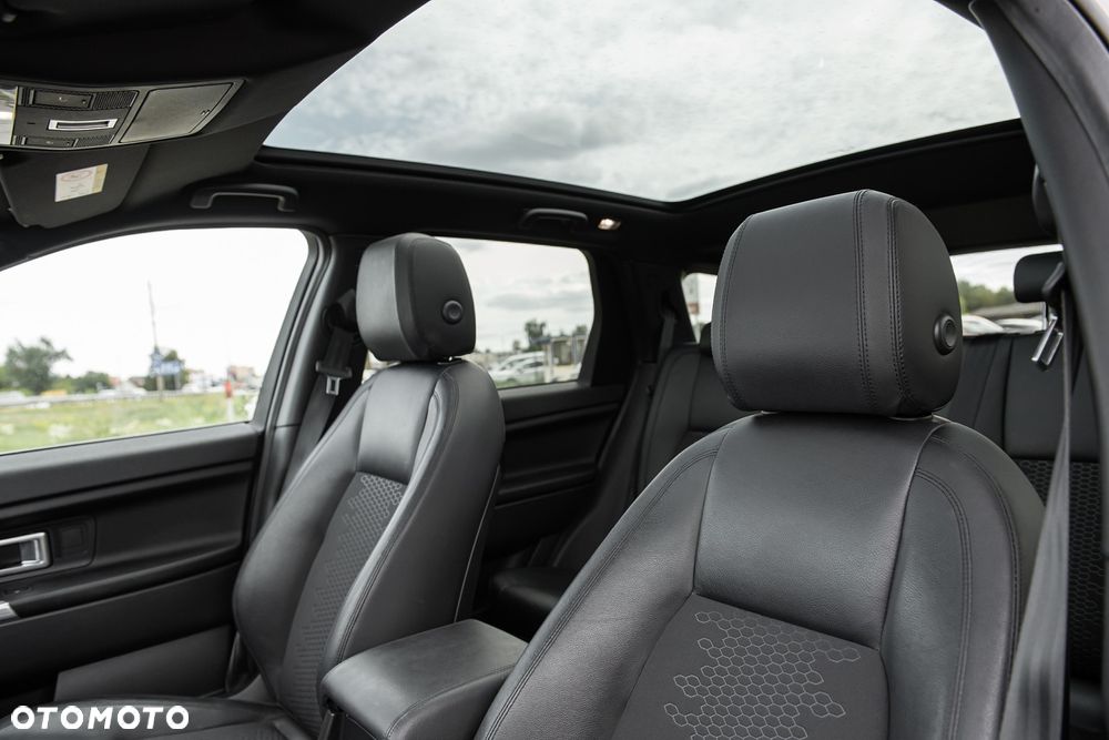 Land Rover Discovery Sport - 18