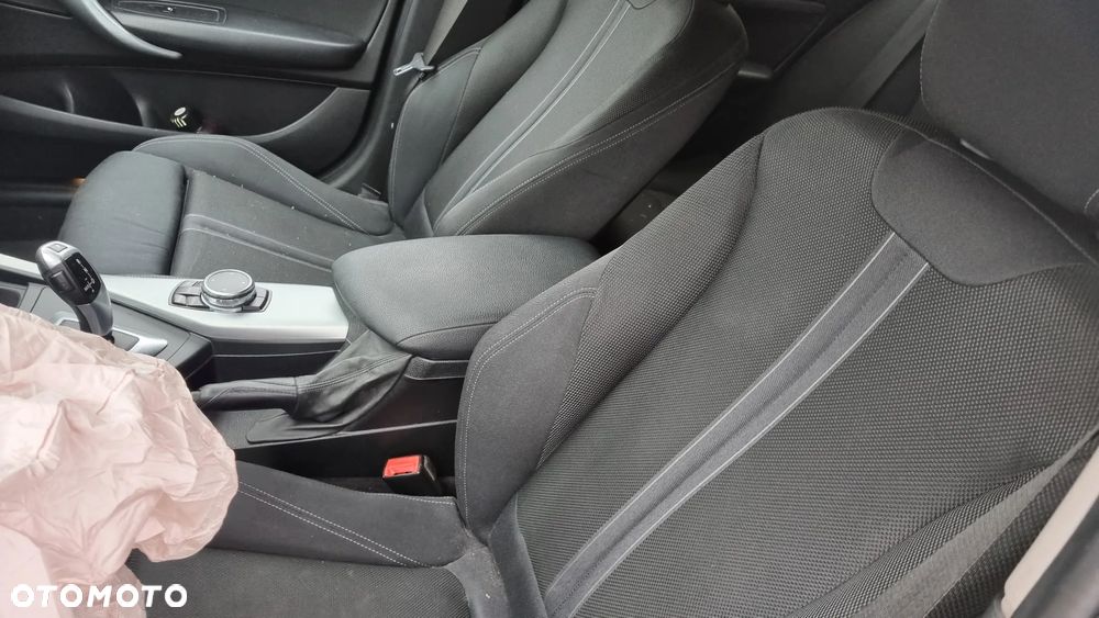 BMW Seria 1 125d Advantage sport - 24