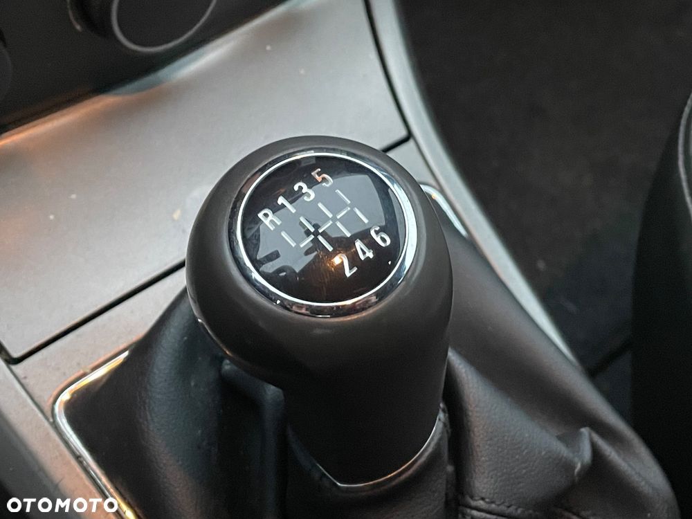 Opel Astra 2.0 Turbo Sport - 19