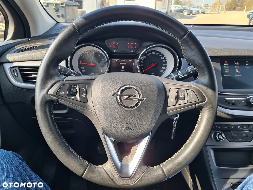 Opel Astra - 34