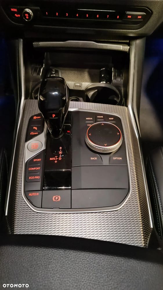 BMW Seria 3 318i M Sport - 23