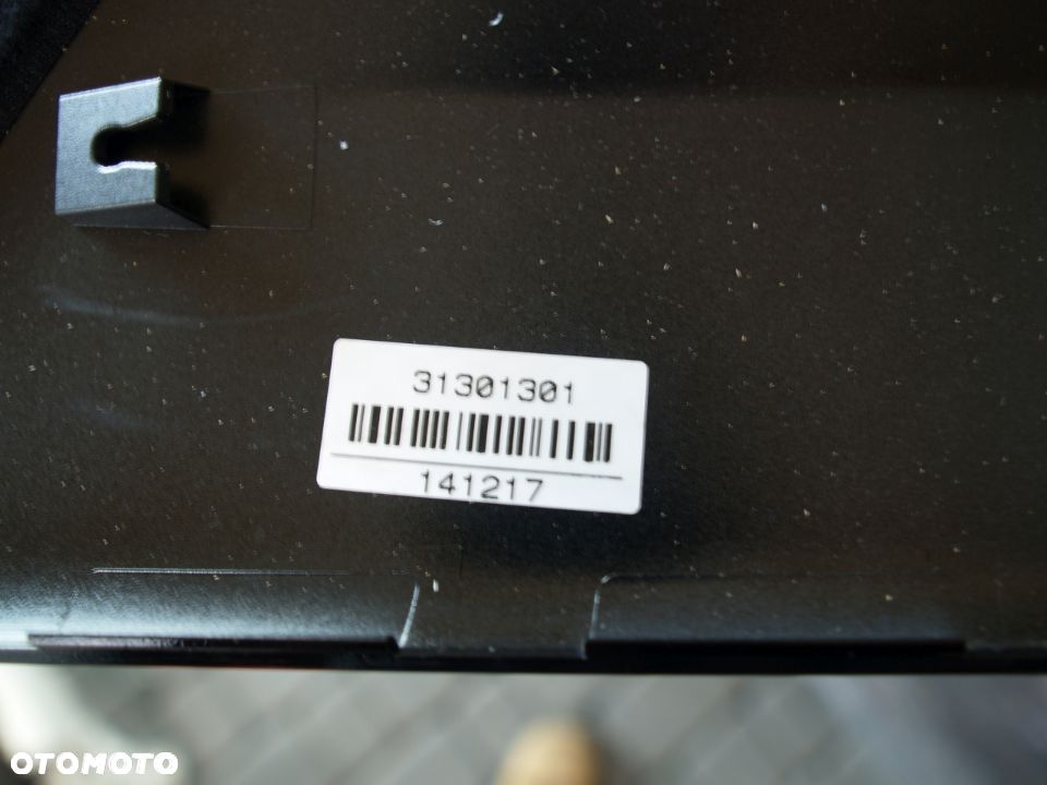 Volvo V40 Blenda nakladka klapy tylnej v 40 12r 2012 31301301 - 3