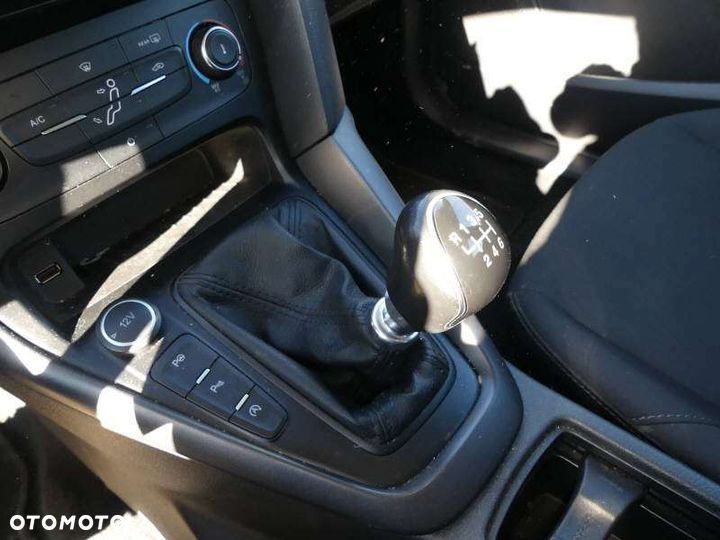 Ford Focus - 11