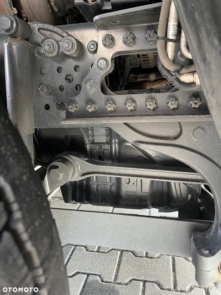 Mercedes-Benz Actros 1848 Gigaspace Lowdeck 500 tys km Klima parkingowa Ksenony Airbag Ledy - 18