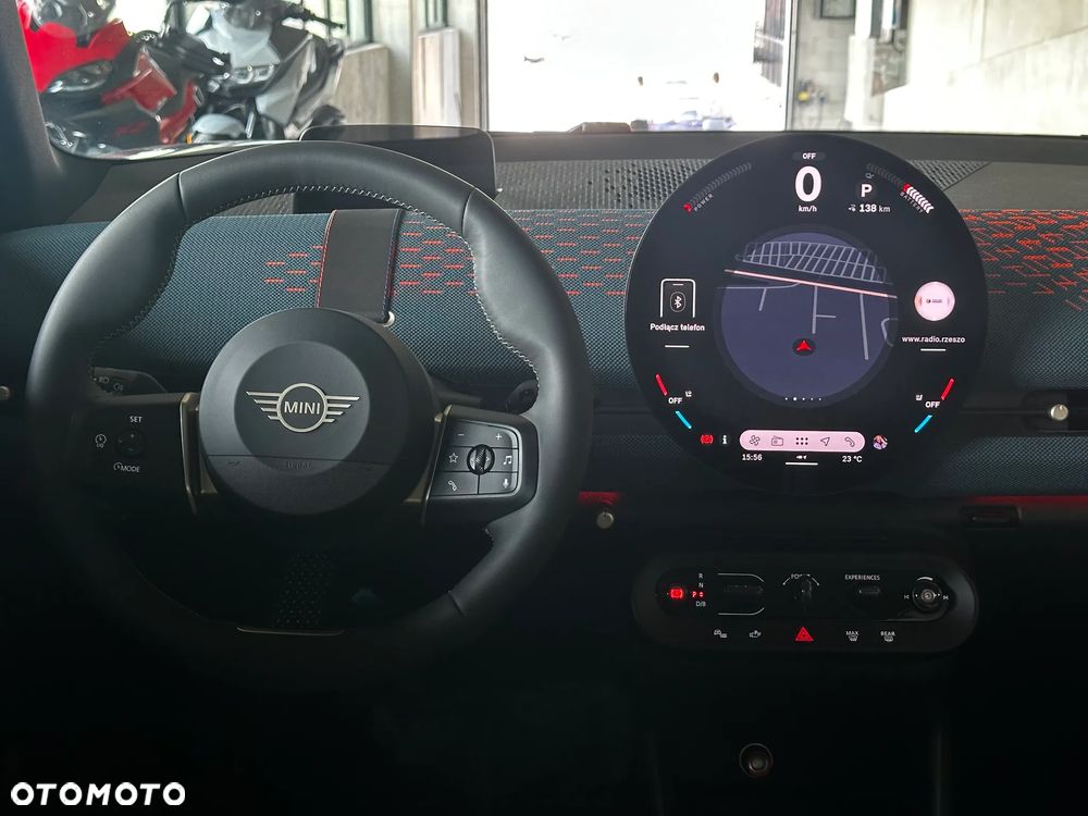 MINI Aceman E 42.5kWh Linia Favoured - 18