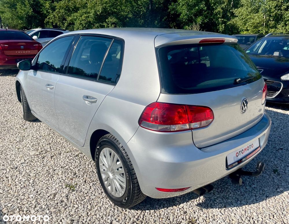 Volkswagen Golf - 9