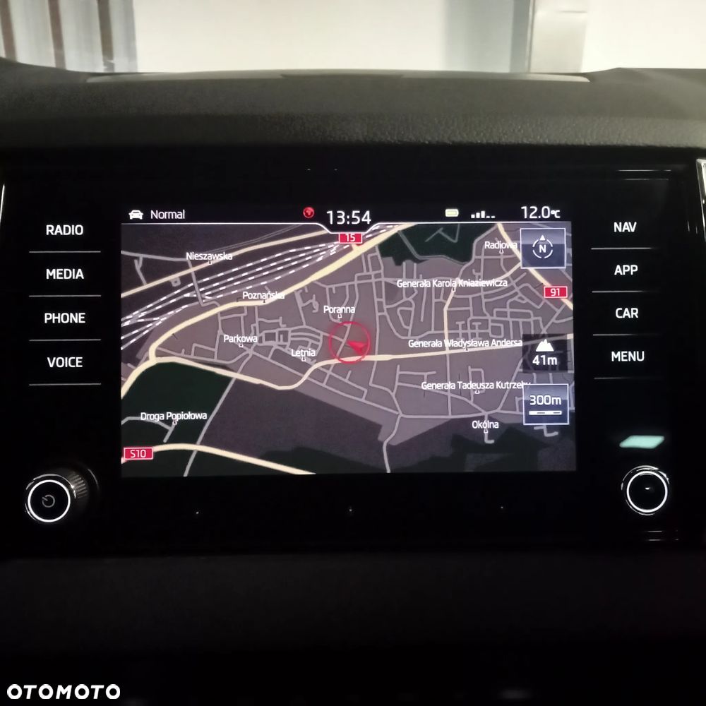 Skoda Karoq 2.0 TDI SCR 4x4 DSG Sportline - 29