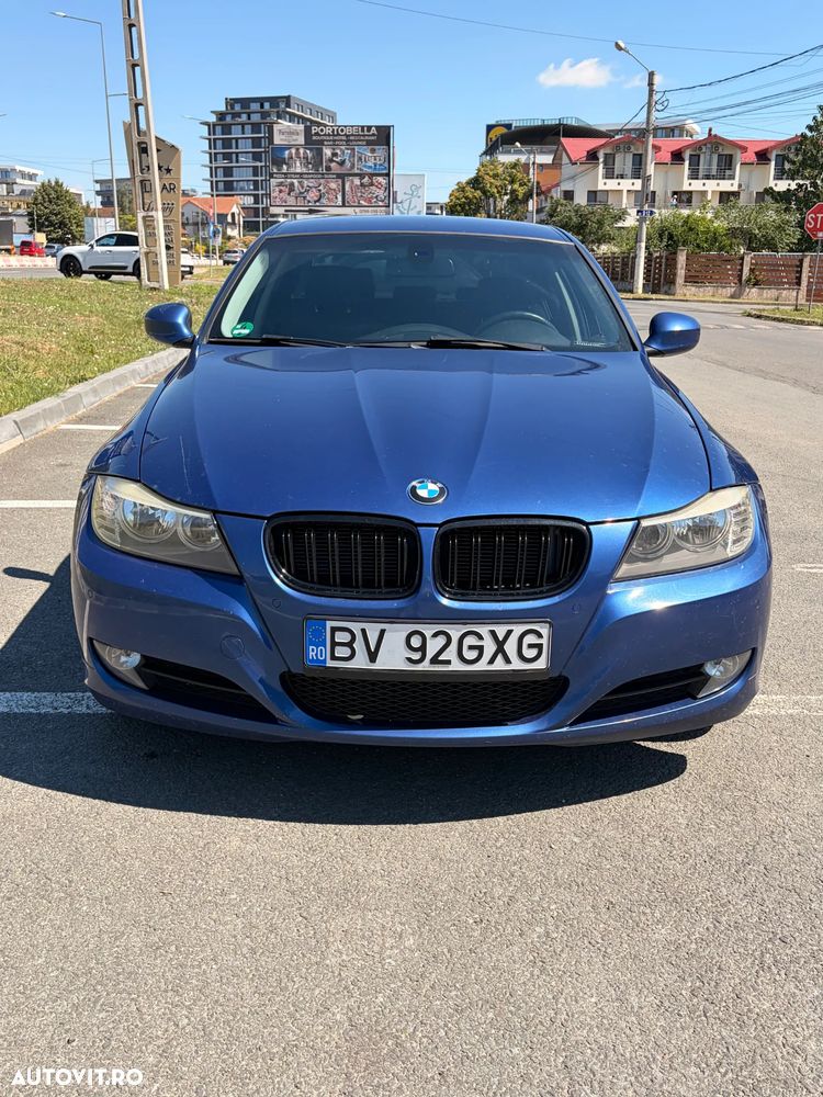 BMW Seria 3 318d - 1