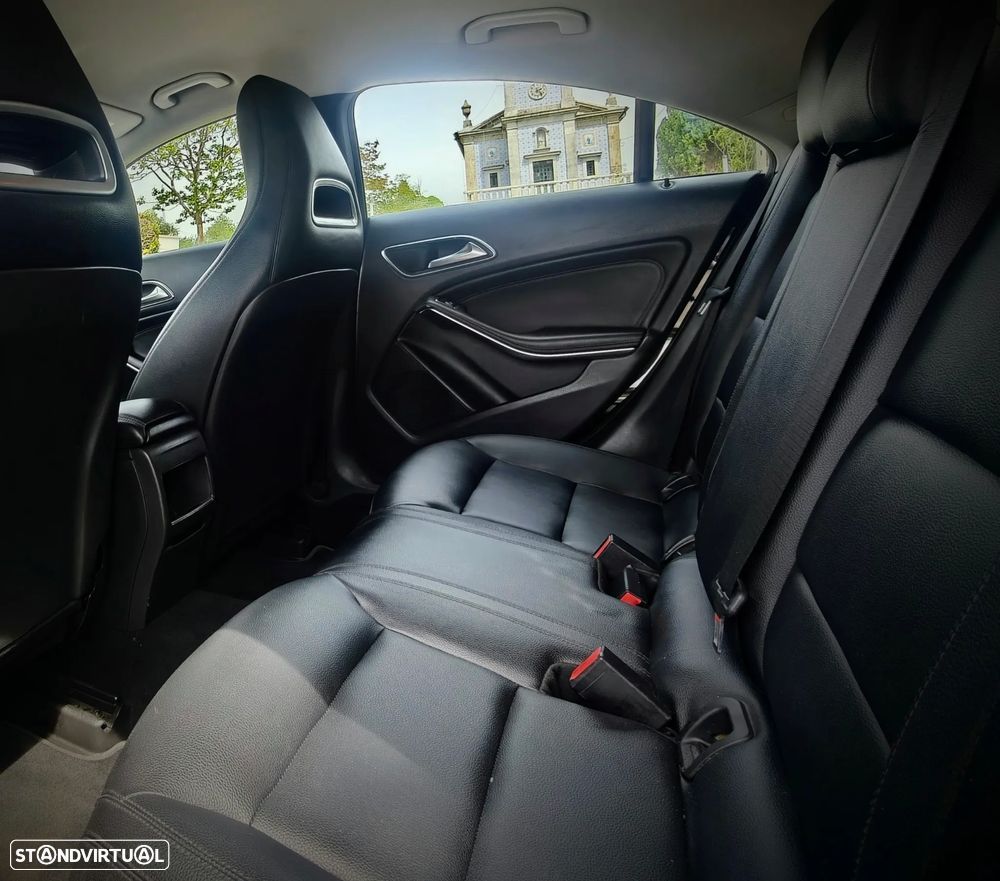 Mercedes-Benz CLA 220 (CDI) d 7G-DCT AMG Line - 16