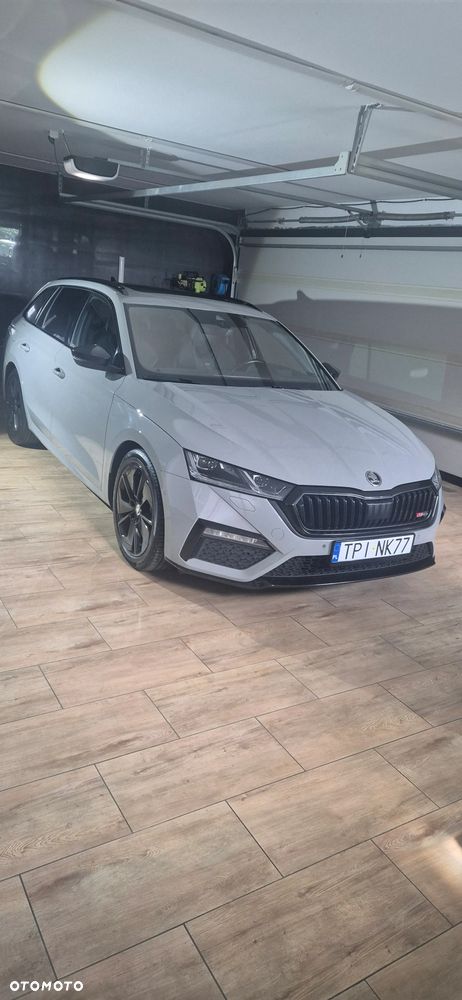 Skoda Octavia 2.0 TDI DSG 4x4 RS Plus - 29