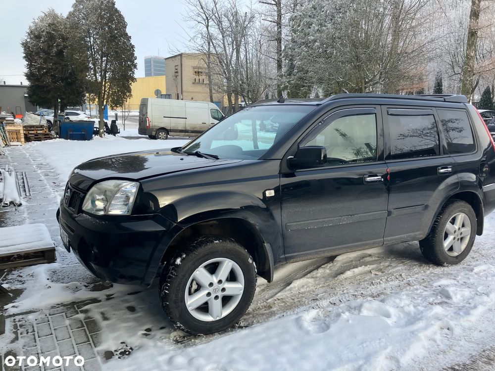 Nissan X Trail 2.5 Elegance 2004