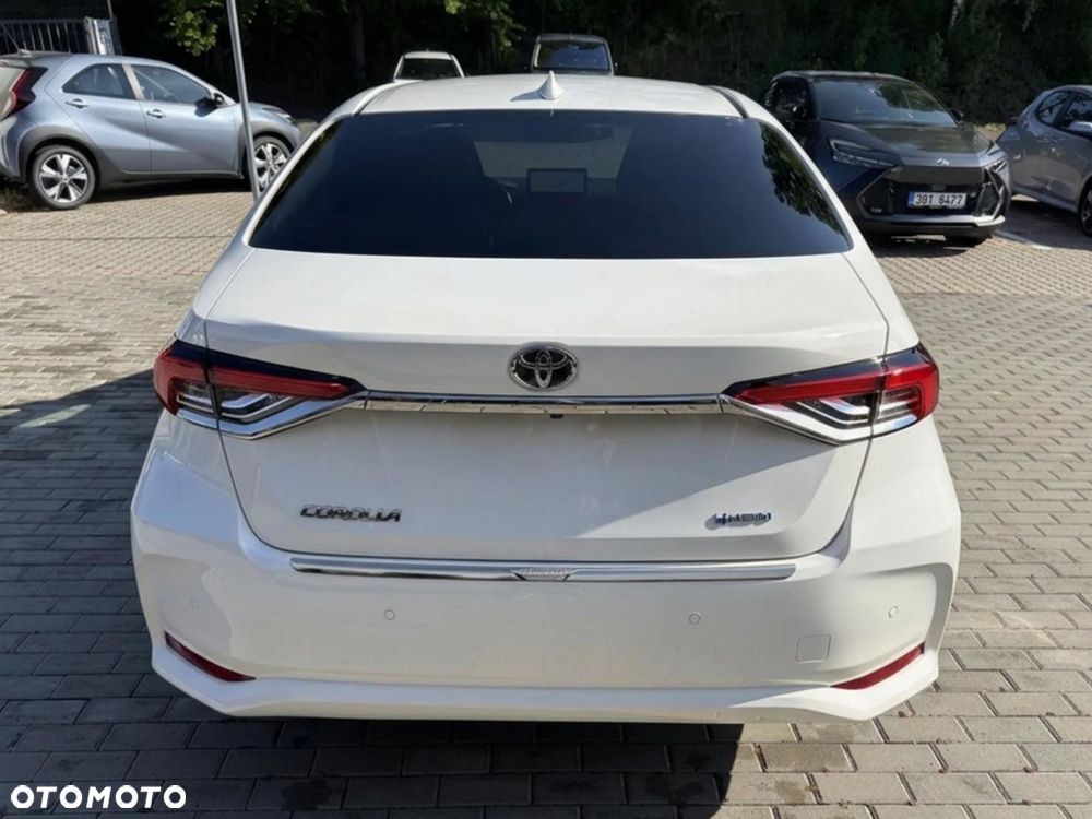 Toyota Corolla - 9