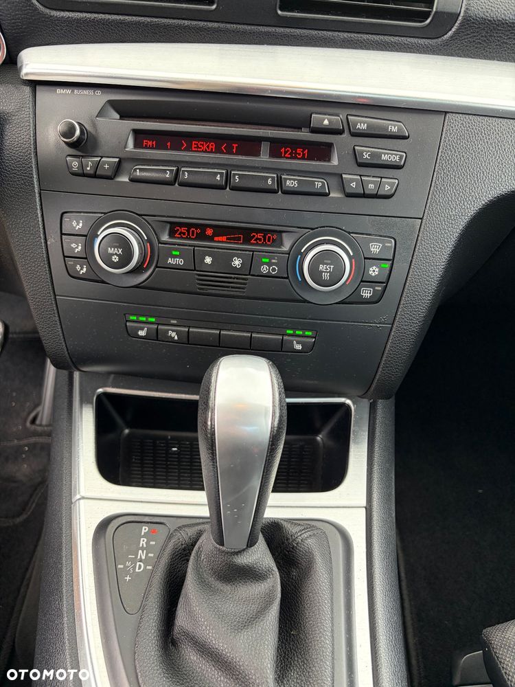 BMW Seria 1 120d - 26